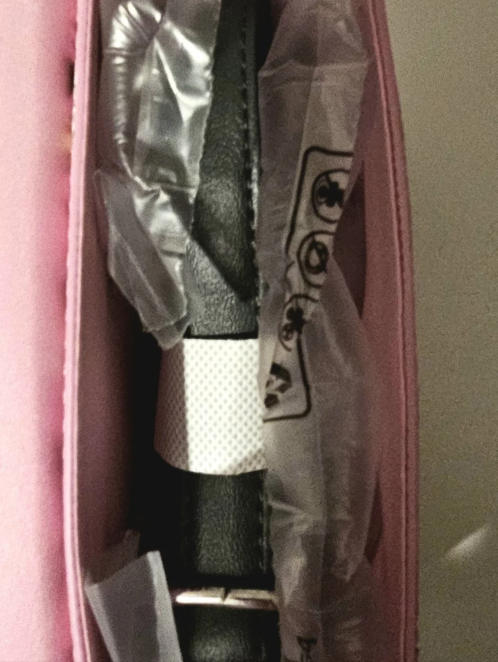 Cartoon Network Loungefly Courage The Cowardly Dog Crossbody Bag - Picture 5 of 6